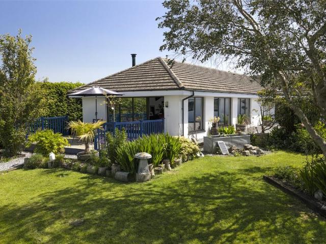 4 bedroom bungalow for sale
