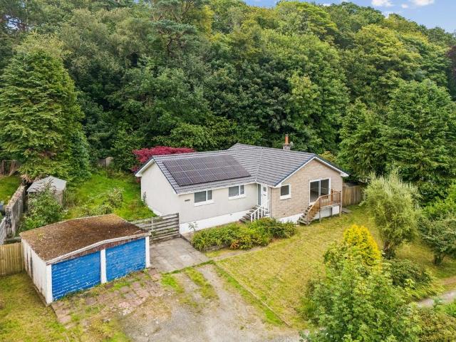 4 bedroom bungalow for sale