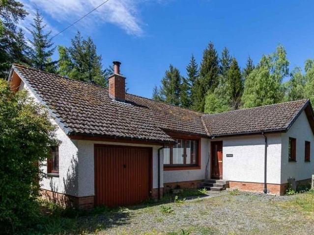 4 bedroom bungalow for sale
