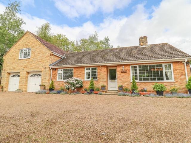 4 bedroom bungalow for sale