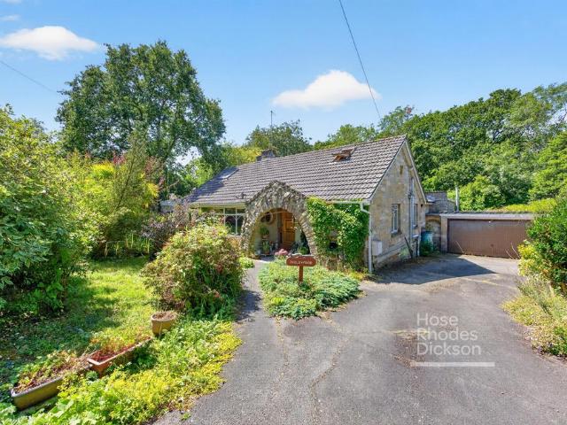 4 bedroom bungalow for sale