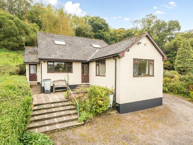 4 bedroom bungalow for sale