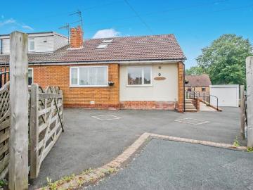 4 bedroom bungalow for sale