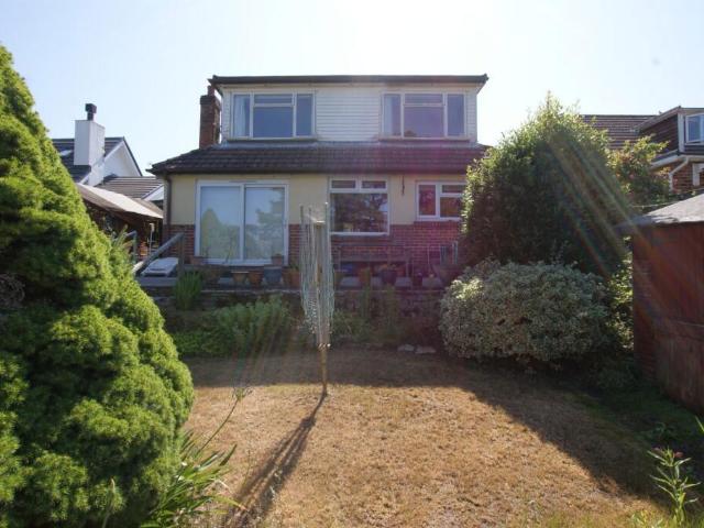 4 bedroom bungalow for sale