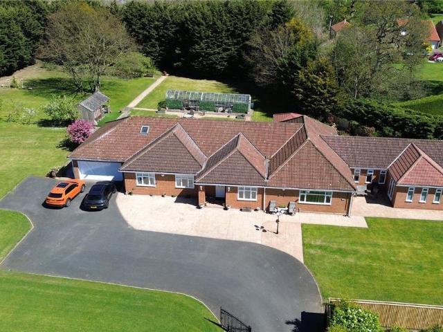 4 bedroom bungalow for sale