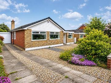 4 bedroom bungalow for sale