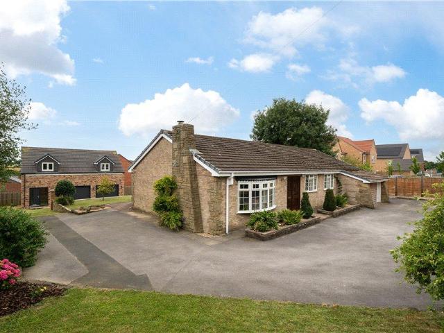 4 bedroom bungalow for sale