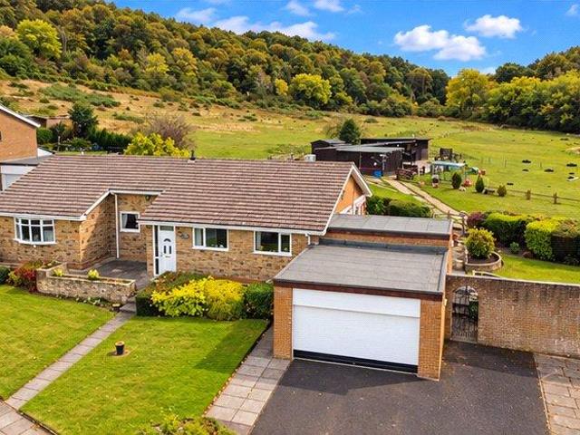 4 bedroom bungalow for sale