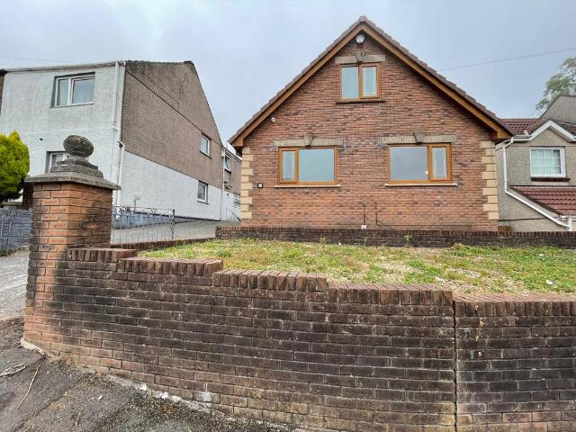 4 bedroom bungalow for sale