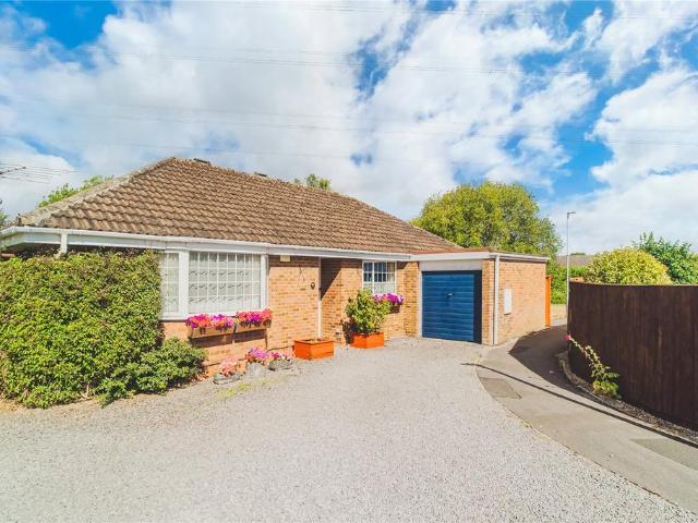 4 bedroom bungalow for sale