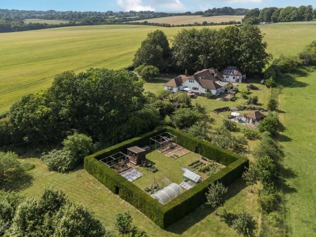 4 bedroom house for sale