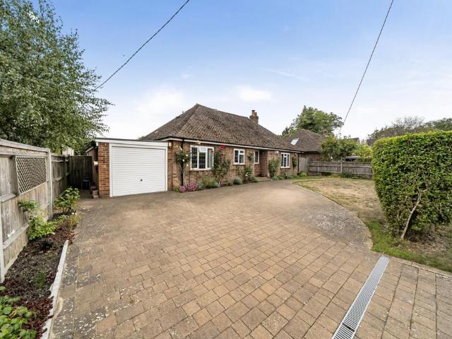 4 bedroom bungalow for sale