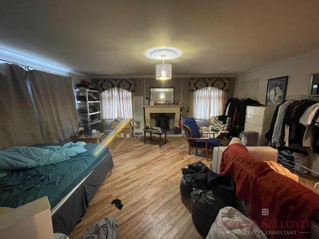 4 bedroom bungalow for sale
