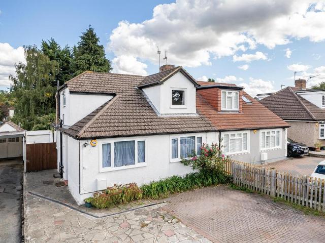 4 bedroom bungalow for sale