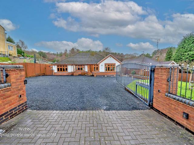 4 bedroom bungalow for sale