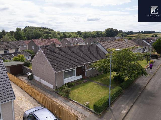 4 bedroom bungalow for sale