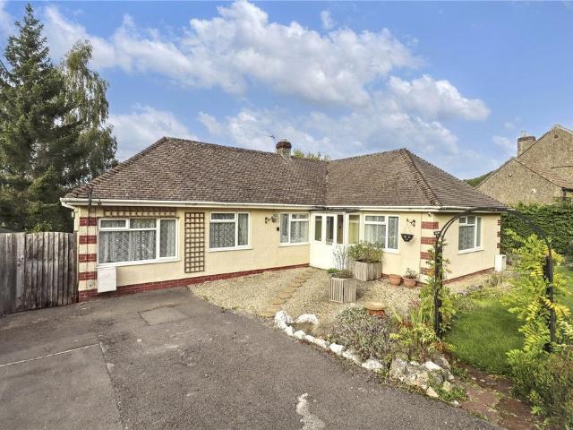 4 bedroom bungalow for sale