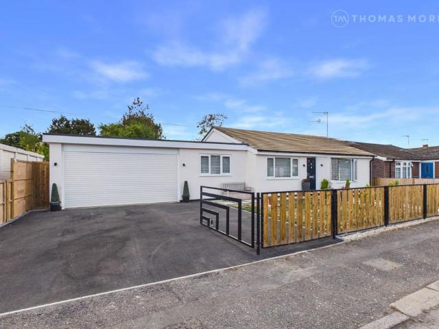 4 bedroom bungalow for sale