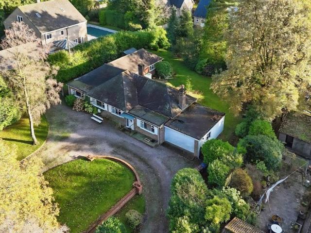 4 bedroom bungalow for sale