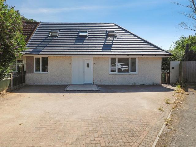 4 bedroom bungalow for sale