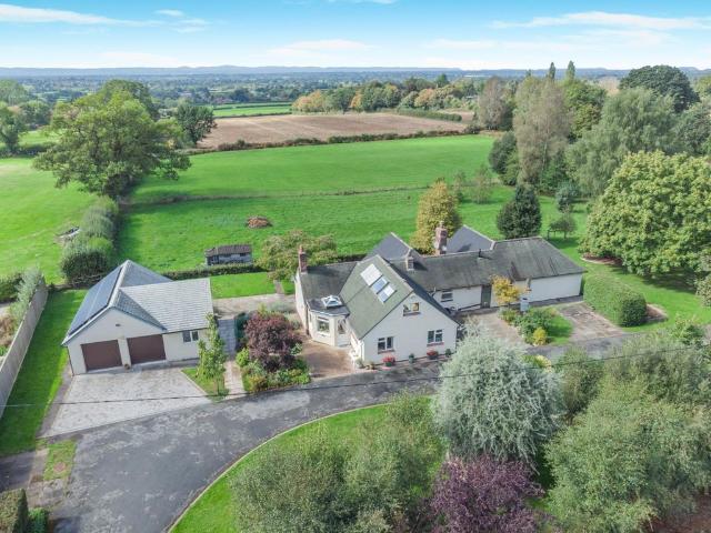 4 bedroom bungalow for sale