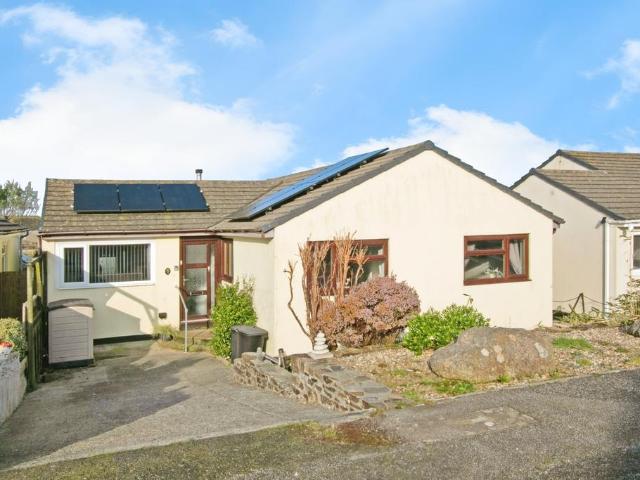 4 bedroom bungalow for sale