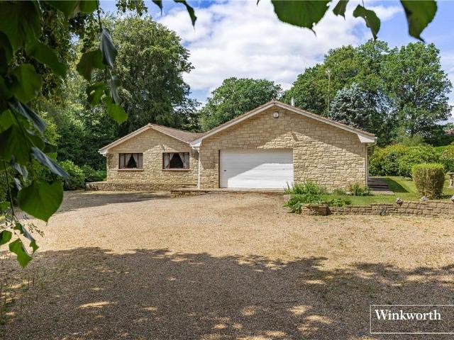 4 bedroom bungalow for sale