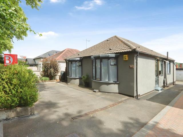 4 bedroom bungalow for sale
