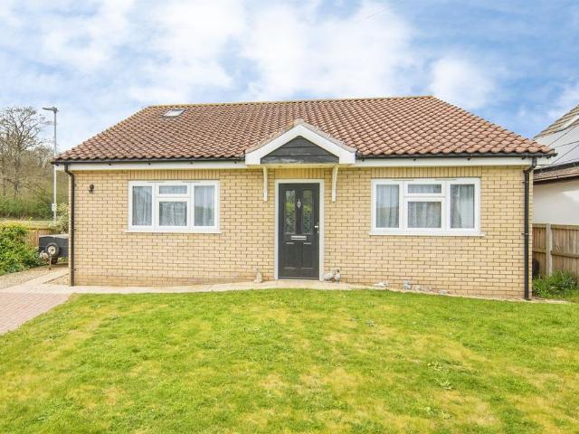 4 bedroom bungalow for sale