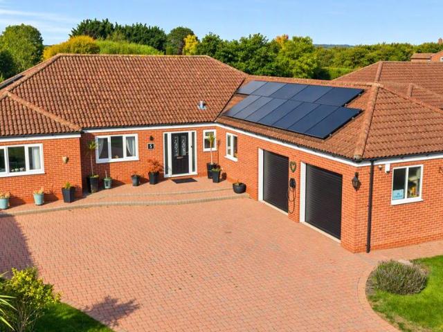 4 bedroom bungalow for sale
