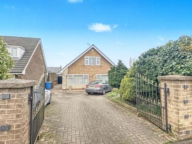 4 bedroom bungalow for sale