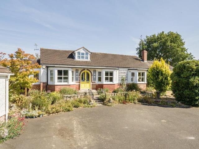 4 bedroom bungalow for sale