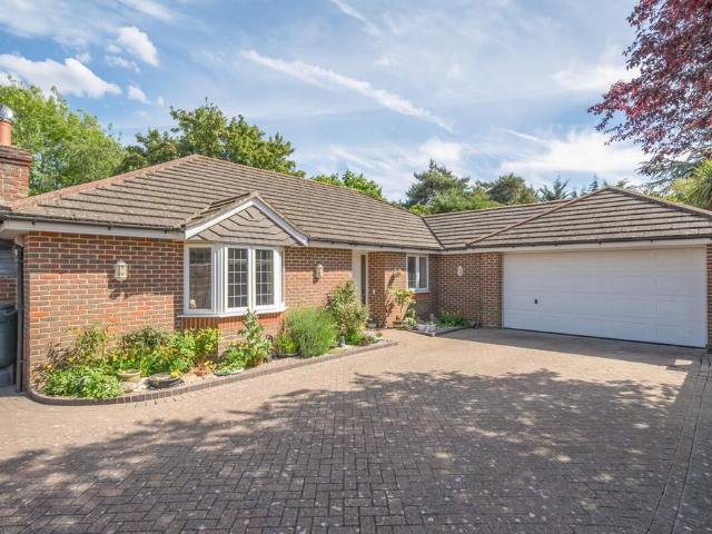 4 bedroom bungalow for sale