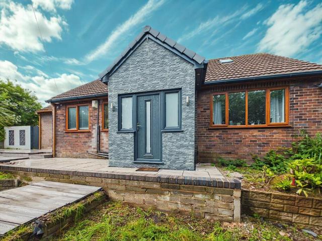 4 bedroom bungalow for sale