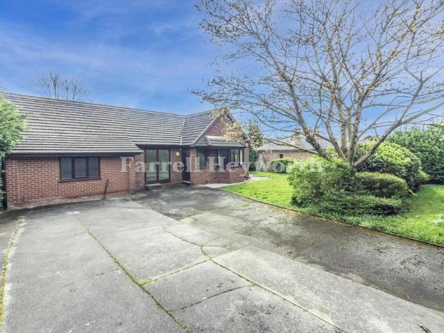 4 bedroom bungalow for sale