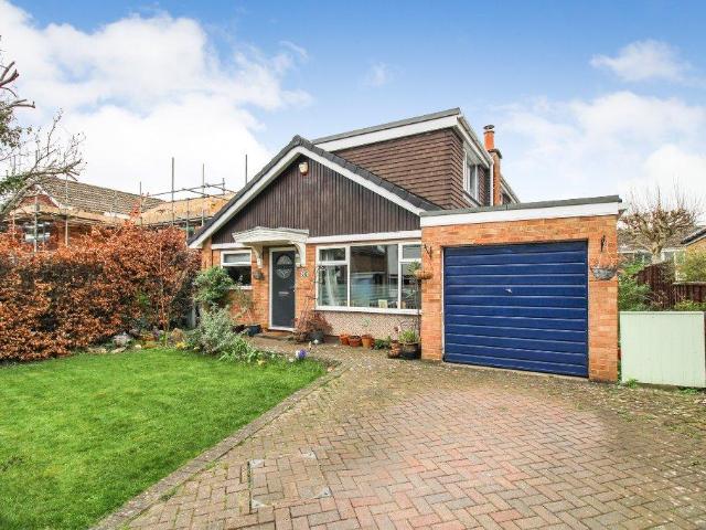 4 bedroom bungalow for sale