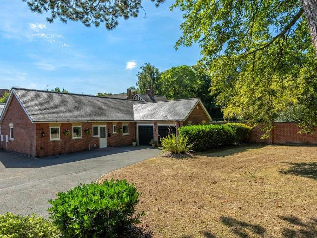 4 bedroom bungalow for sale
