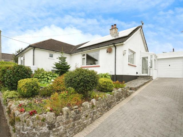 4 bedroom bungalow for sale