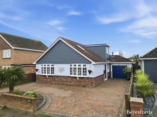 4 bedroom bungalow for sale
