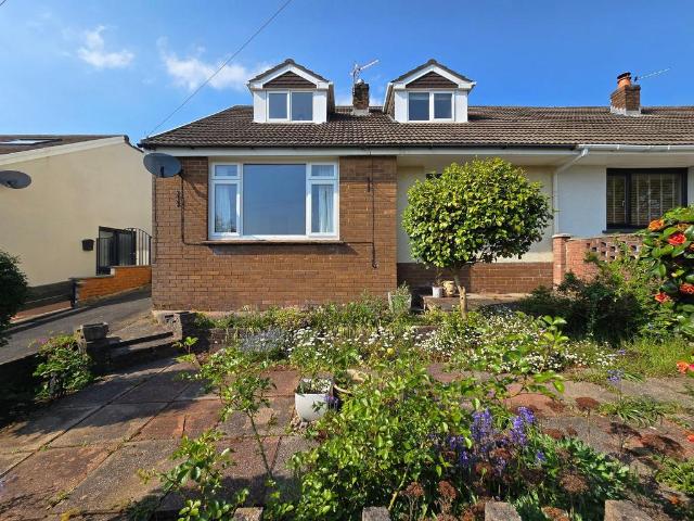 4 bedroom bungalow for sale