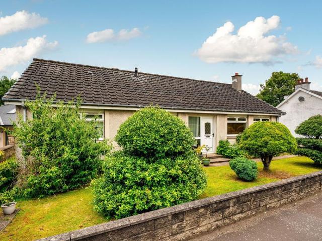 4 bedroom bungalow for sale