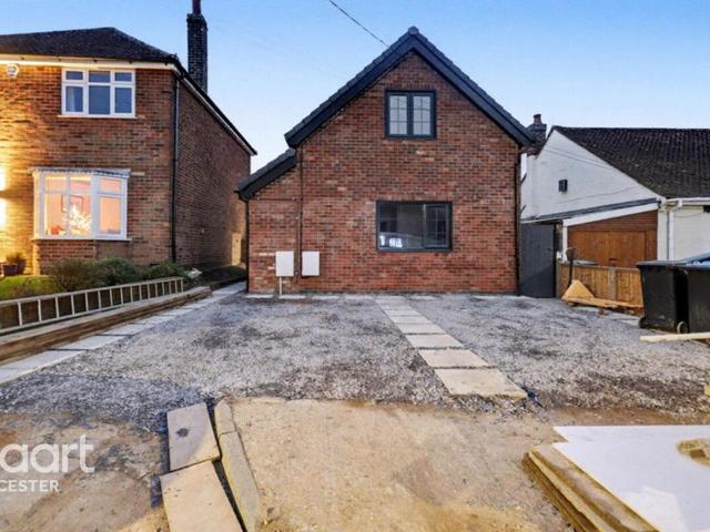 4 bedroom bungalow for sale