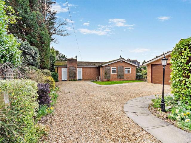 4 bedroom bungalow for sale