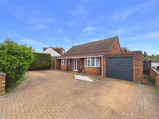 4 bedroom bungalow for sale
