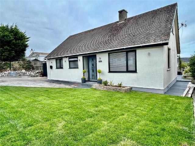4 bedroom bungalow for sale