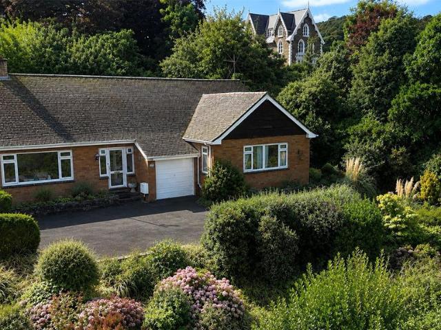 4 bedroom bungalow for sale