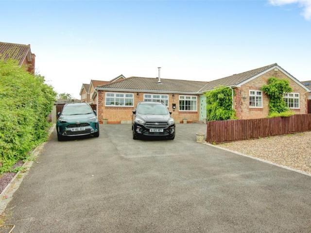4 bedroom bungalow for sale