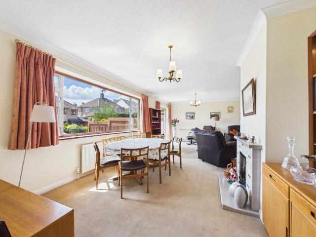 4 bedroom bungalow for sale