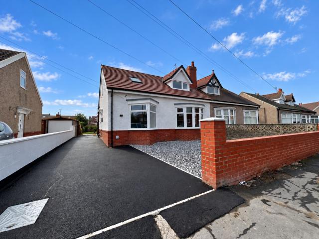 4 bedroom bungalow for sale