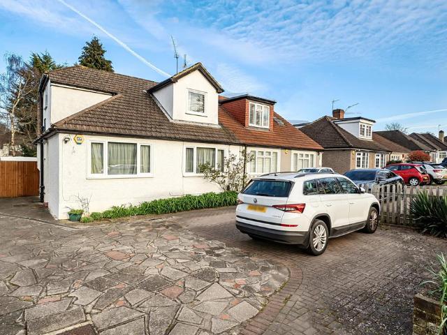 4 bedroom bungalow for sale